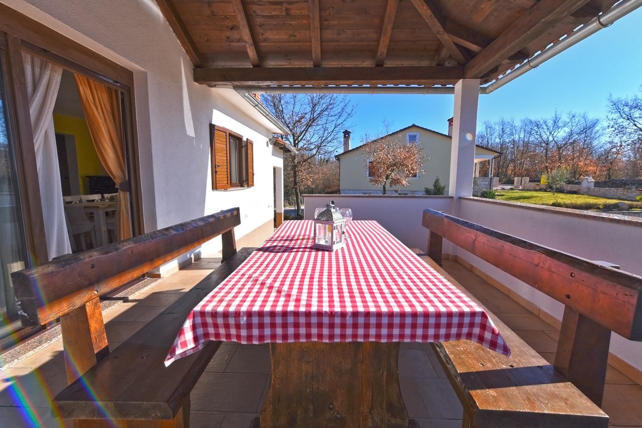 Apartment Modrusani 1561 Žminj Εξωτερικό φωτογραφία