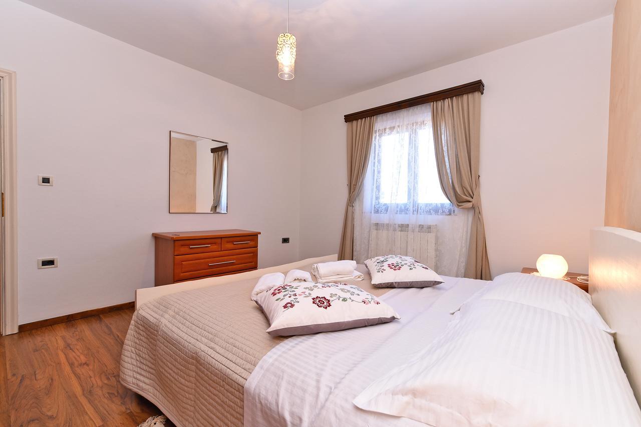 Apartment Modrusani 1561 Žminj Εξωτερικό φωτογραφία